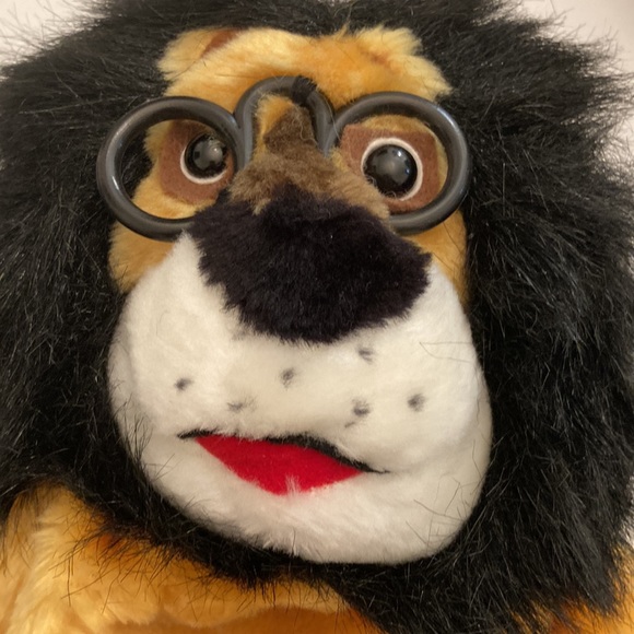Vintage Harris Bank Hubert The Lion Puppet - Picture 2 of 6